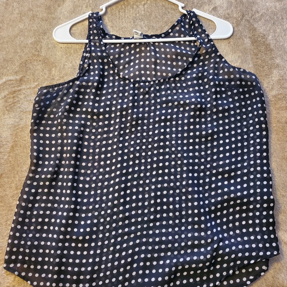 Old Navy top